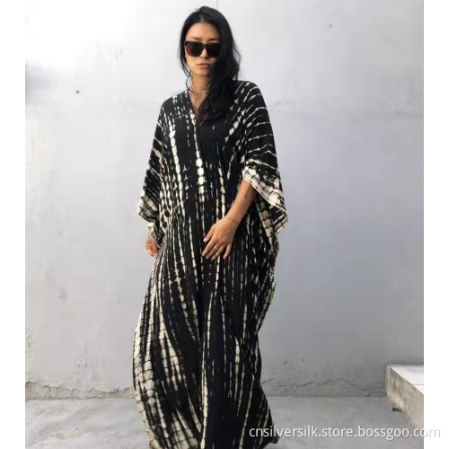 Modische Bedeckung up Strand Kimono